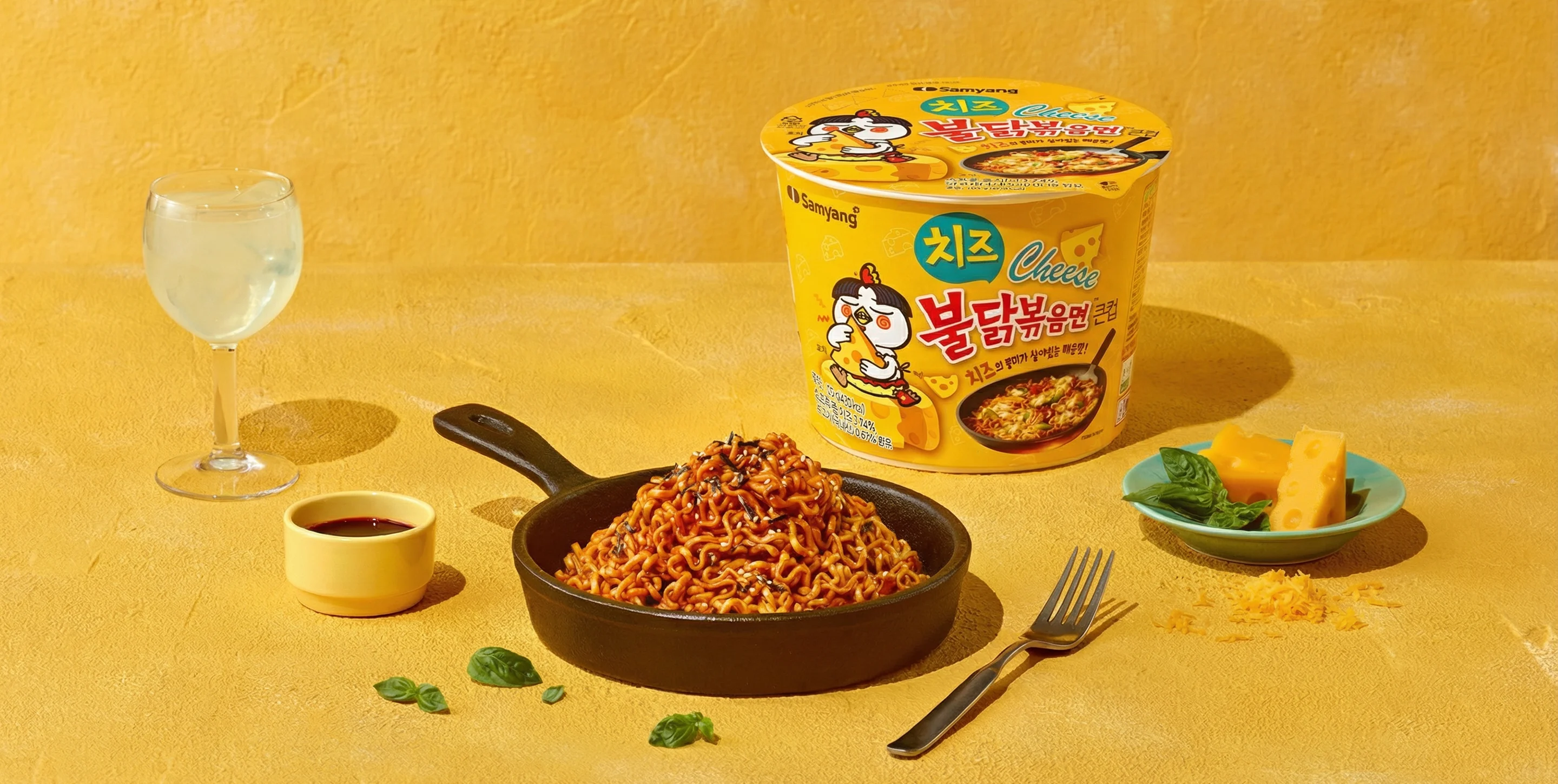 치즈 불닭볶음면: 칼로리, 조리 팁, 그리고 최고의 토핑 아이디어